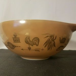 PYREX EARLY AMERICAN 444